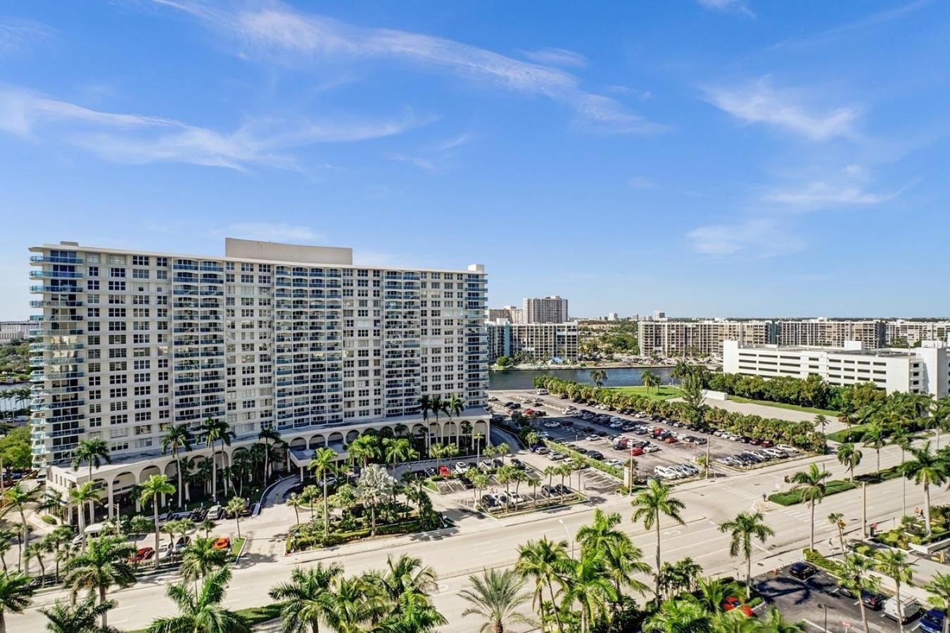 2Bd Condo Christmas Retreat Pool Beachside Hollywood Eksteriør bilde