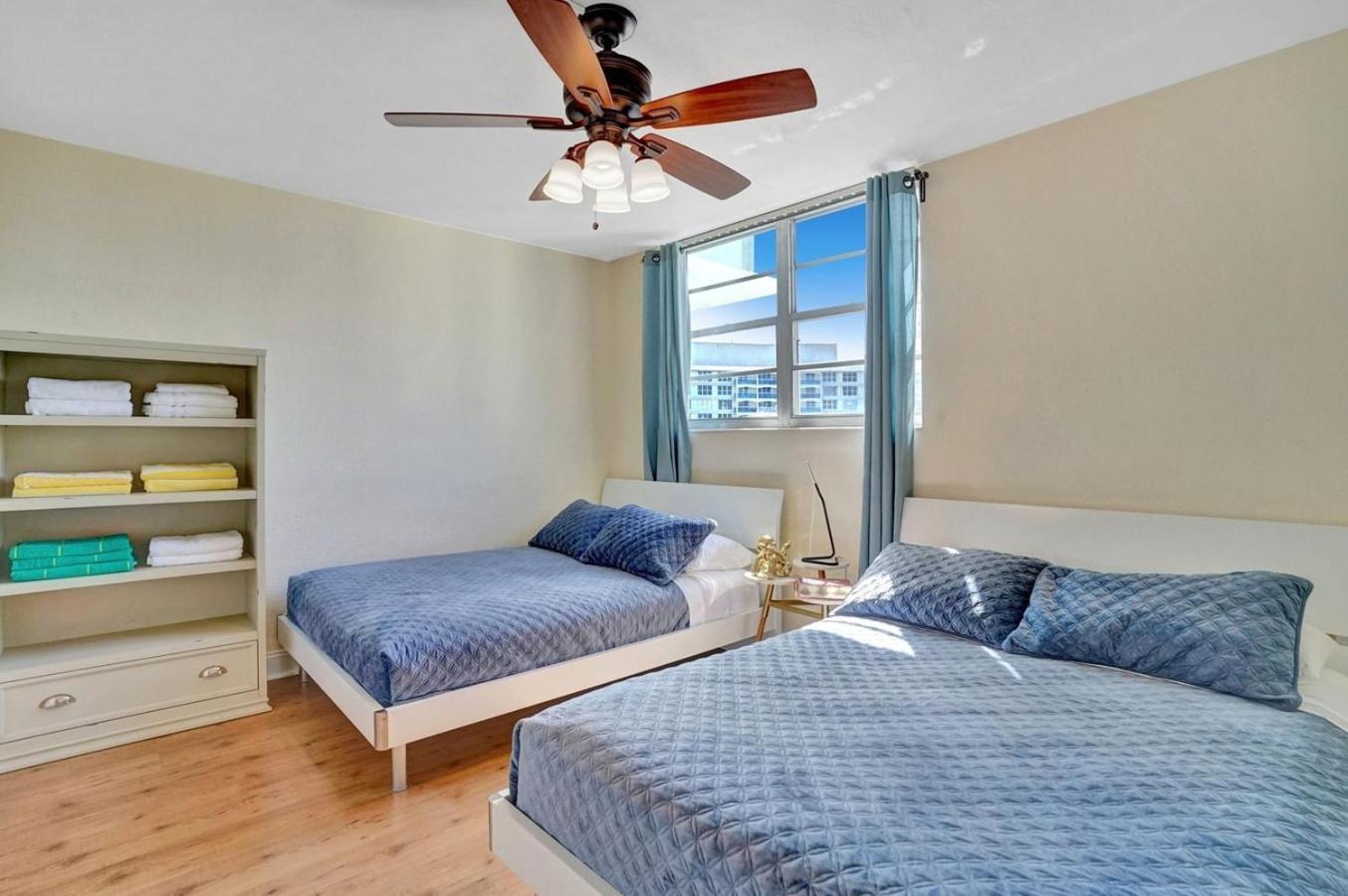 2Bd Condo Christmas Retreat Pool Beachside Hollywood Eksteriør bilde